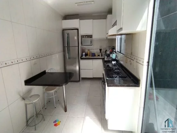 Imagem Sobrado a venda no Cajuru, 03 quartos c/ suíte em Curitiba PR