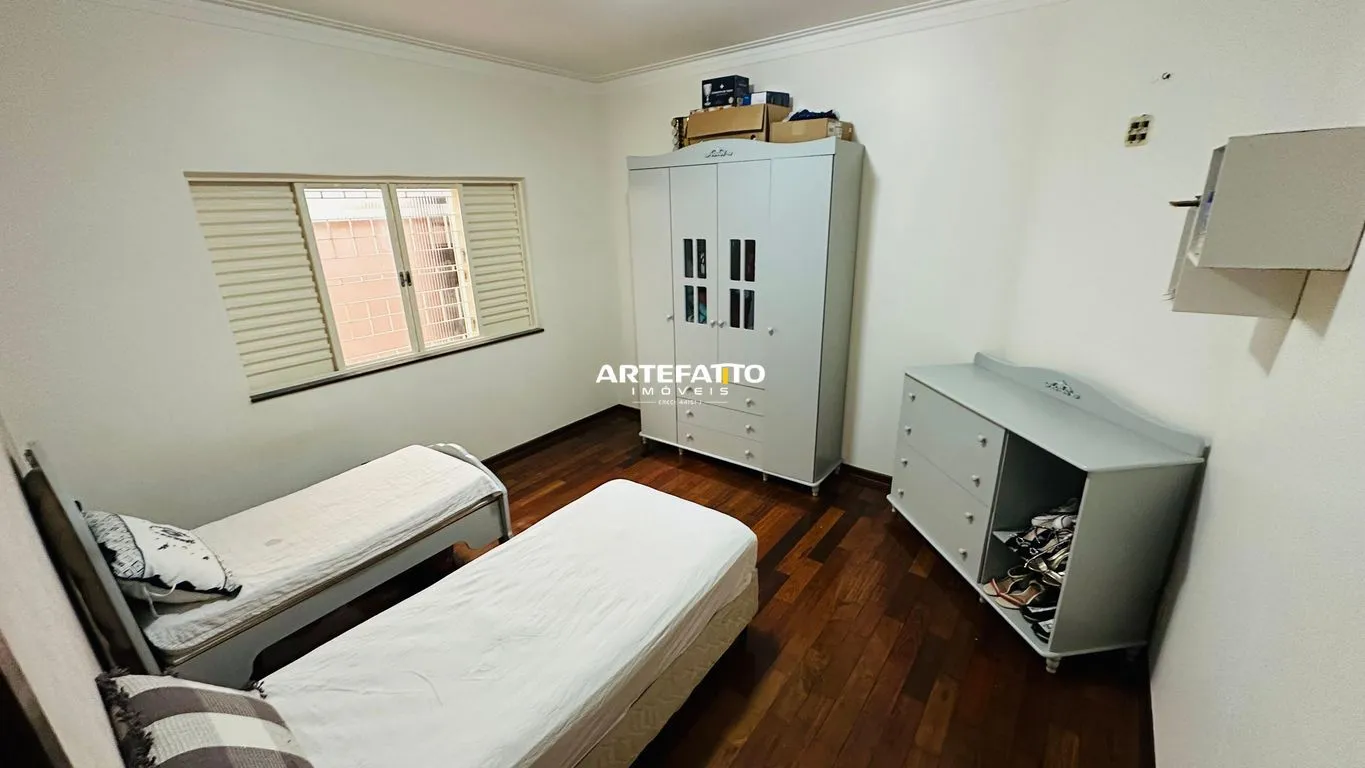 Imagem Casa à venda em Franca, Jardim Guanabara, com 4 quartos, 224m2
