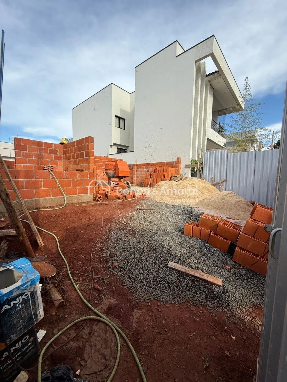 Imagem Casa térrea à venda 03 quartos no Condomínio Terras da Estância - Paulínia/SP