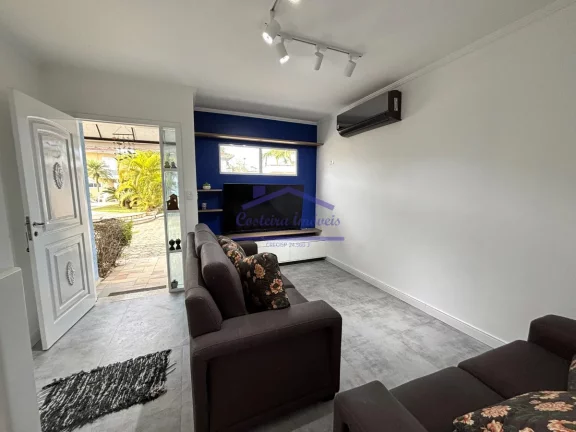 Imagem Casa em condomínio frente ao mar