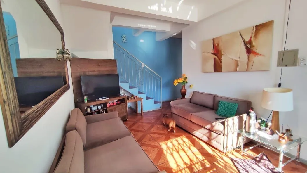 Imagem Casa com 170m², 3 dorm. no bairro Jardim Itu Sabará em Porto Alegre
