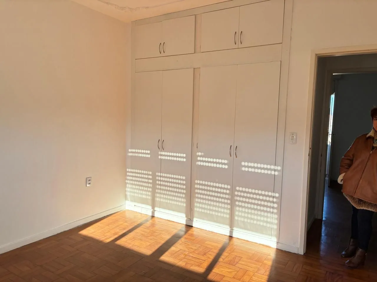 Imagem AMPLO APARTAMENTO DE 3 DORMITÓRIOS NA CIDADE BAIXA
