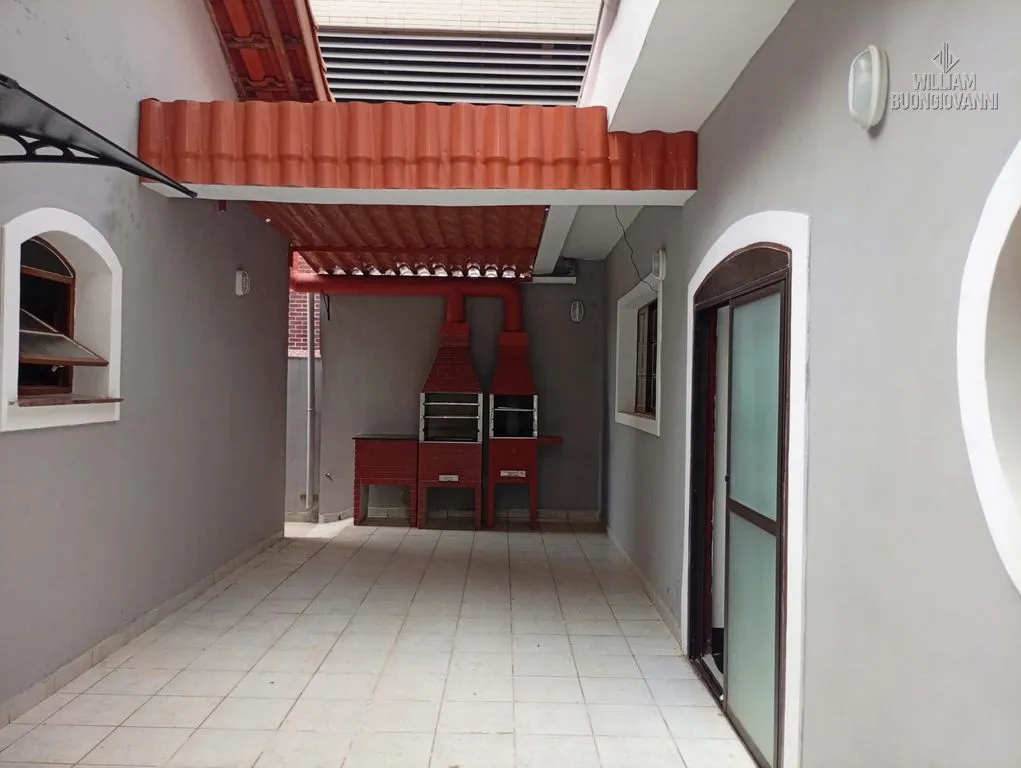 Imagem Casa Individual 3 quartos - Bairro Guilhermina - Praia Grande