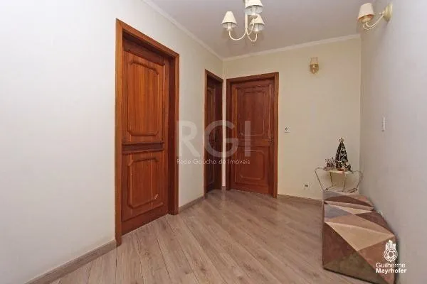 Imagem Excelente casa de 189m² com 3 dormitórios.
