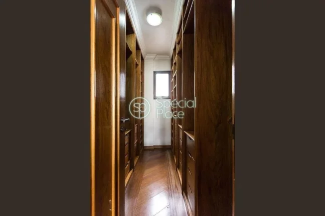 Imagem 235 metros 4 dormitórios 4 suítes 6 banheiros 4 vagas Piscina aquecida Espaço zen Hidromassagem A...