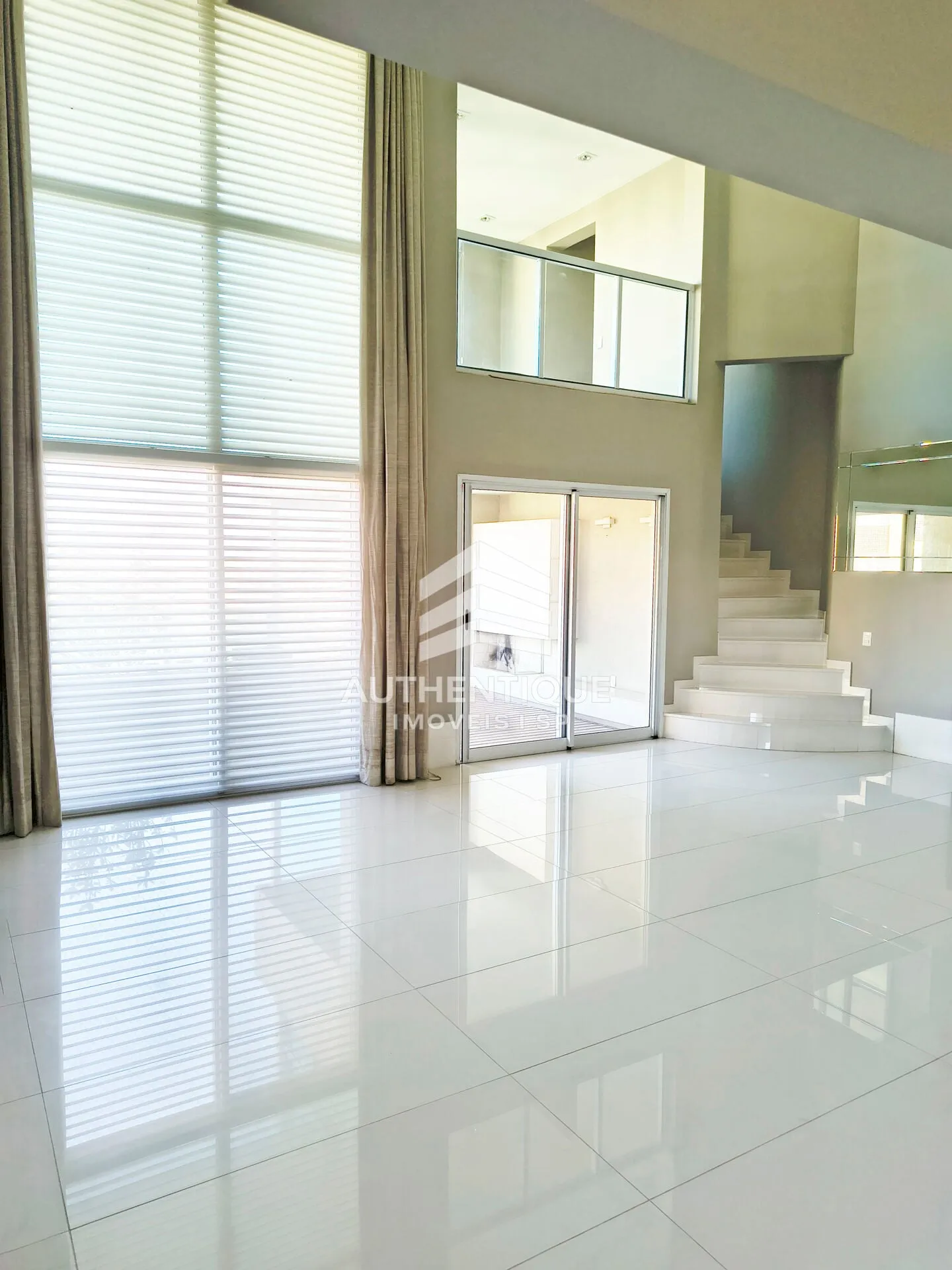 Imagem VILLAGGIO PANAMBY - Apartamento no bairro Panamby à venda