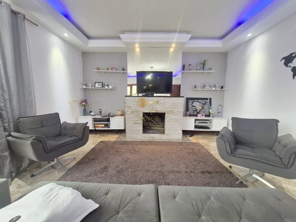 Imagem Casa para Venda em Teresópolis / RJ no bairro Granja Florestal