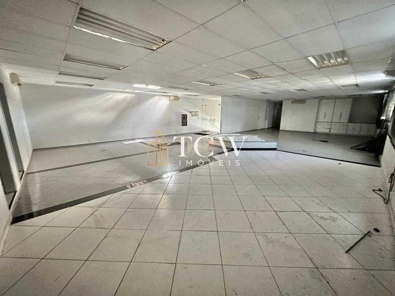 Imagem Galpão Industrial à Venda em Guarulhos/SP | 7.973 m² | Cidade Aracília | Próximo à Rodovia Dutra