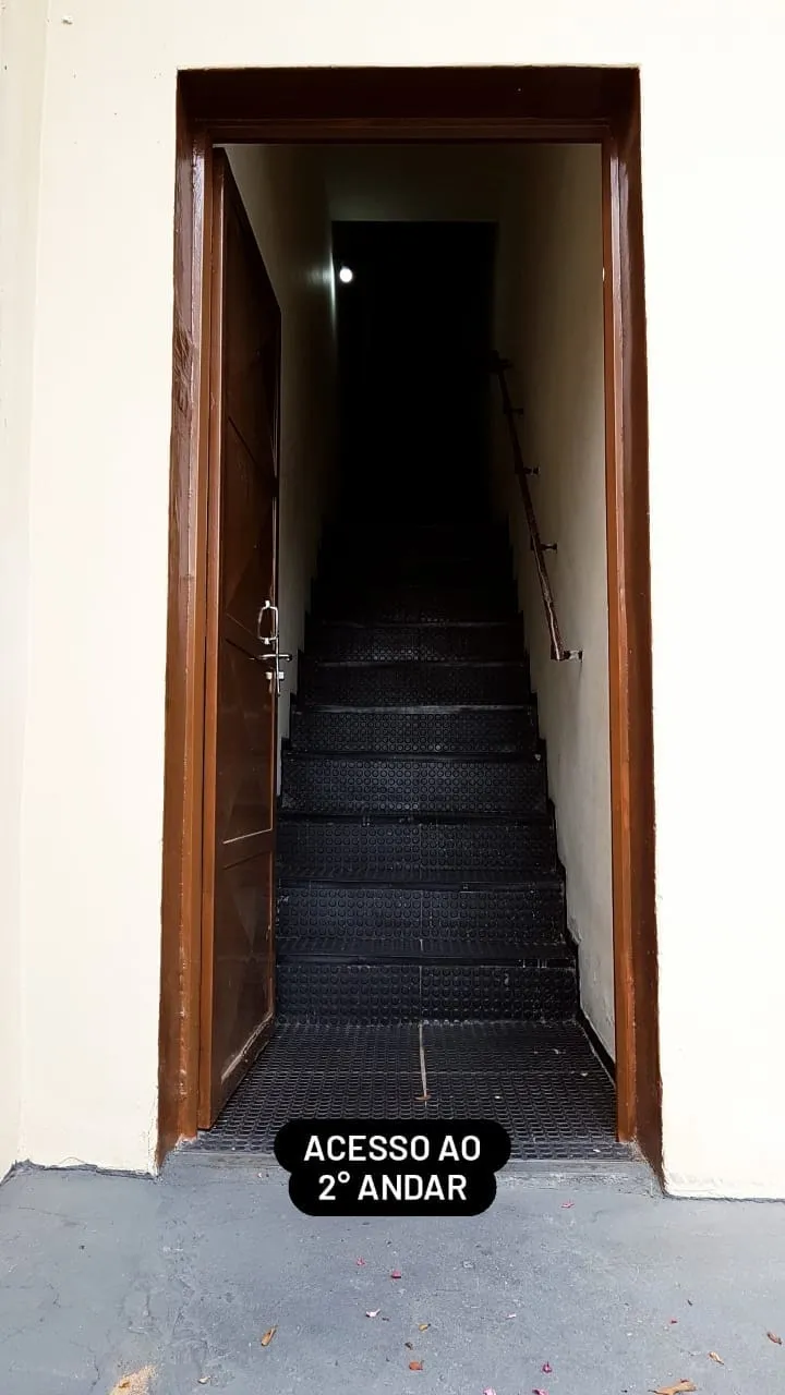Imagem Comercial à venda 3 Quartos, 1 Suite, 4 Vagas, 250M², Esplanada Santa Terezinha, Taubaté - SP