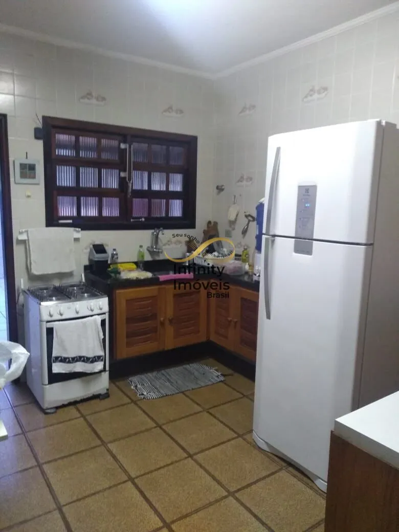 Imagem Casa para alugar no bairro Jardim Rio Santos - Caraguatatuba/SP