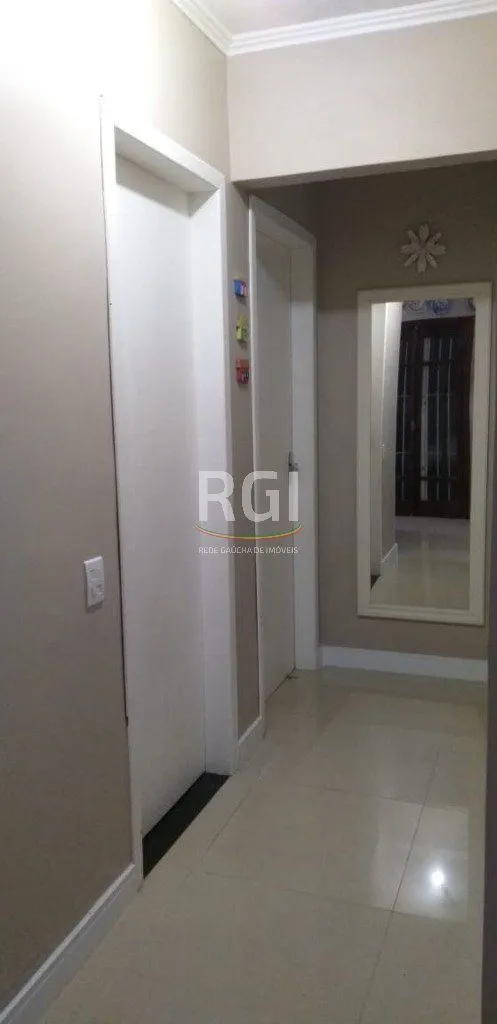 Imagem Casa para Venda - 214m², 2 dormitórios, 4 vagas - Parque Santa Fé