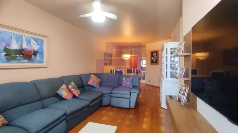 APARTAMENTO NA ENSEADA - 50mt DA PRAIA!!