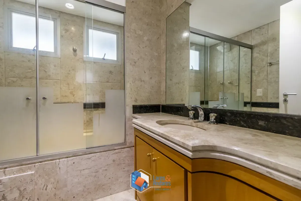 Imagem Cobertura para venda em Campo Belo com 5 quartos, sendo 5 suítes, 318m²