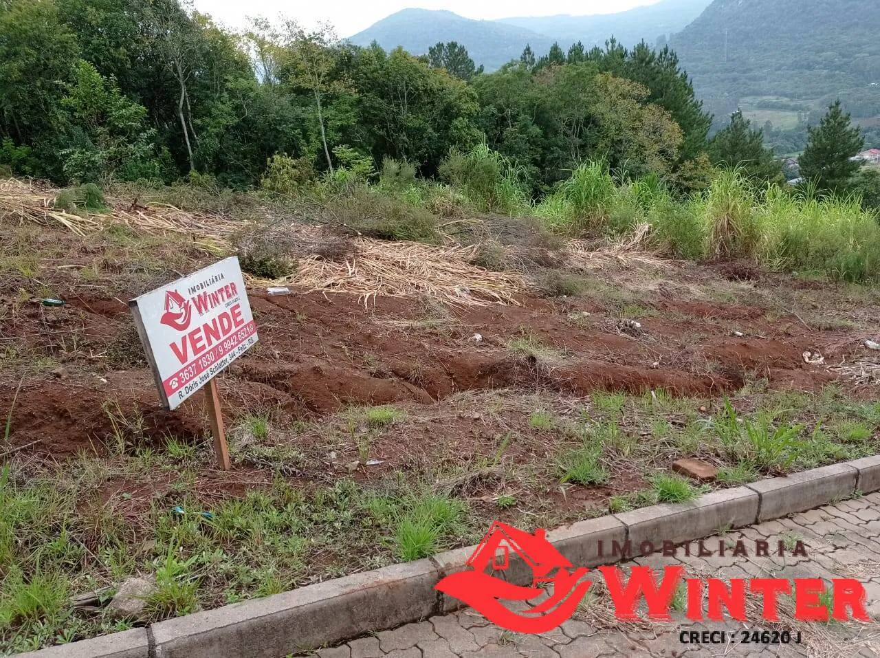 Imagem Terreno de 417,94m² com linda Vista no Centro de Vale Real.