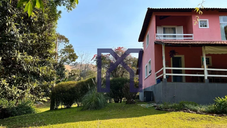 Imagem Chácara com 5 dormitórios à venda, 10000 m² por R$ 750.000,00 - São Pedro - Itajubá/MG