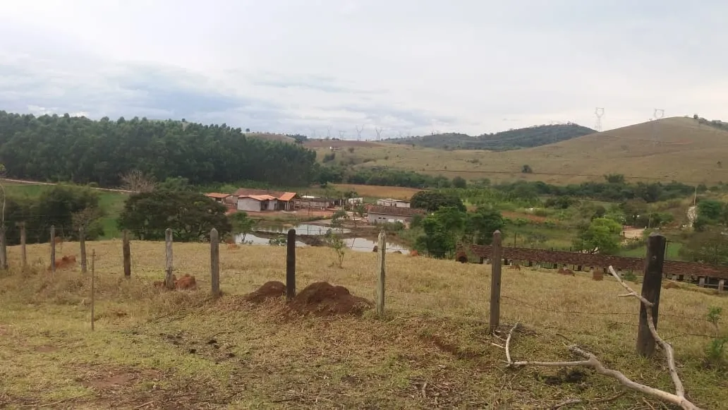 Imagem Chácara à venda 3 Quartos, 250000M², Granjas Rurais Reunidas São Judas Tadeu, Taubaté - SP