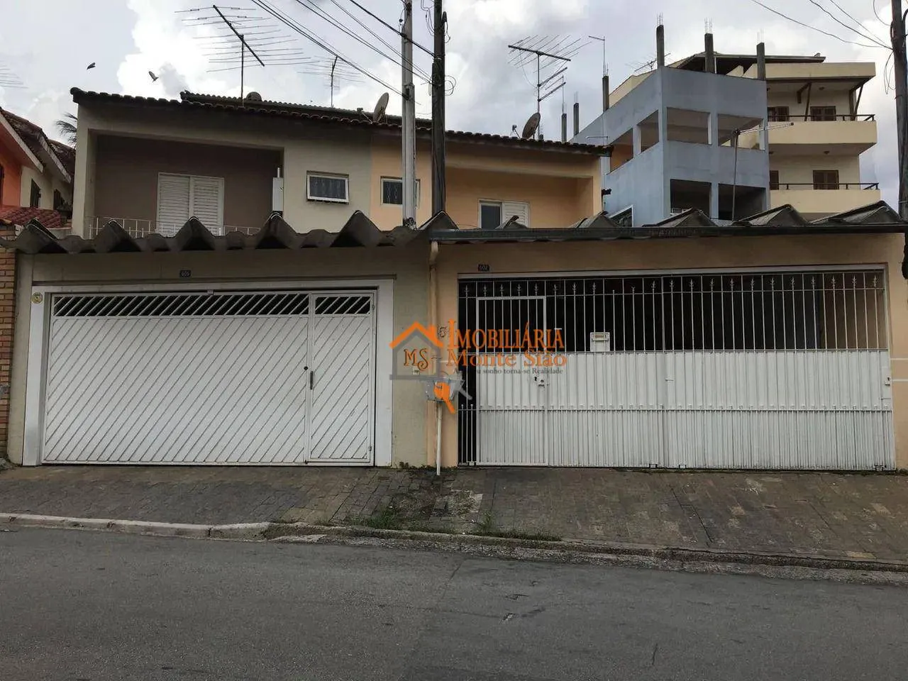 Imagem Sobrado com 5 dormitórios à venda, 344 m² por R$ 2.663.000,00 - Jardim Rosa de Franca - Guarulhos/SP