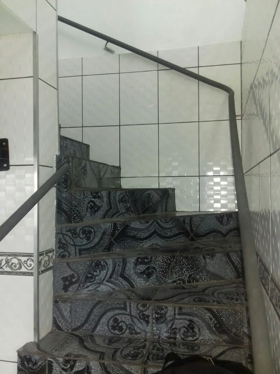 Imagem Casa para Venda - 130m², 5 dormitórios, sendo 1 suites, 2 vagas - Partenon
