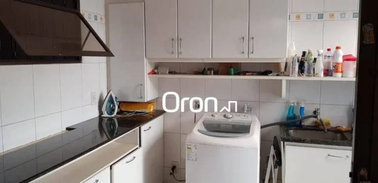 Imagem Sobrado à venda, 314 m² por R$ 1.300.000,00 - Setor dos Funcionários - Goiânia/GO