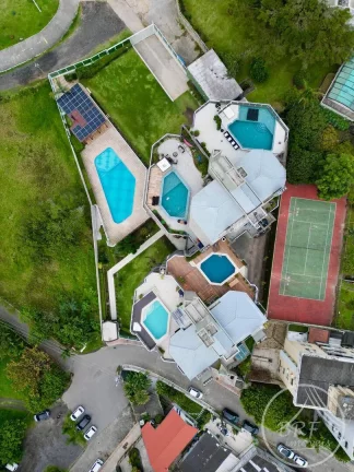 Imagem Apto. Alto Padrão em Coqueiros, Frente Mar com 4 Suítes e 300m² Privativos