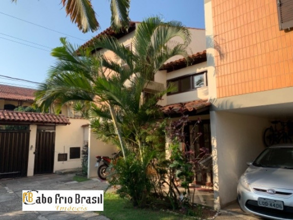 Imagem Casa de Condomínio com 3 Quartos à Venda, 120 m² em Braga - Cabo Frio