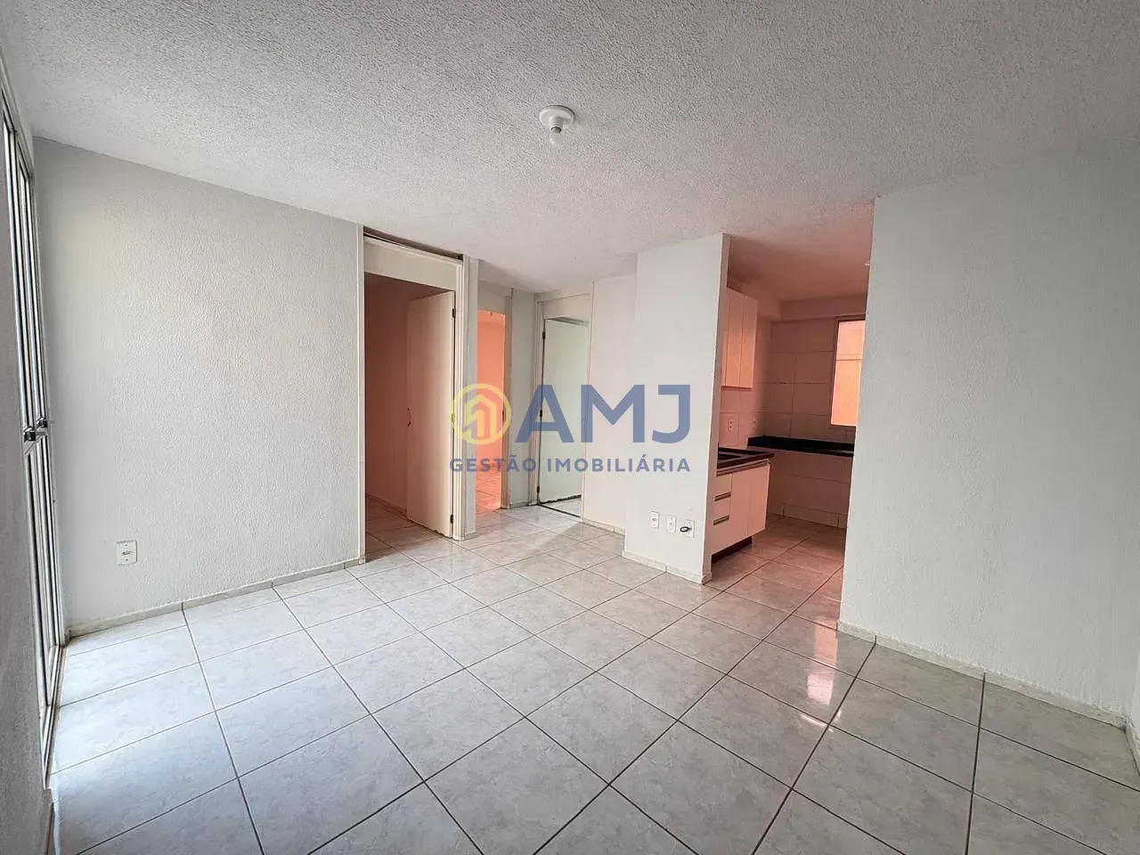 Imagem APARTAMENTO À VENDA NO CONJUNTO VERA CRUZ - GOIÂNIA
