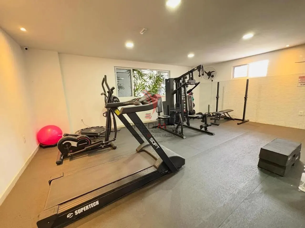Imagem Apartamento dois quartos. Prédio novo.Aeroclube