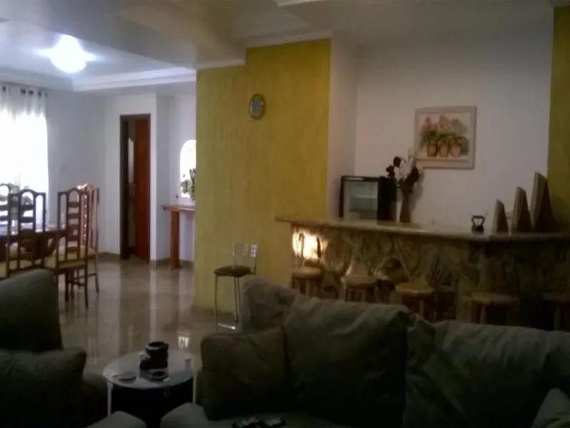 Imagem Casa de luxo em condomínio à venda em Campinas-SP, bairro Caminhos de San Conrado: 4 quartos, 2 suítes, 2 salas, 8 banheiros, 4 vagas, 351m².