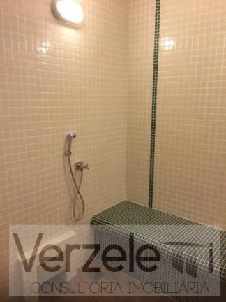 Imagem Apartamento 4 ou + dormitórios para Venda em Balneário Camboriú / SC no bairro Centro