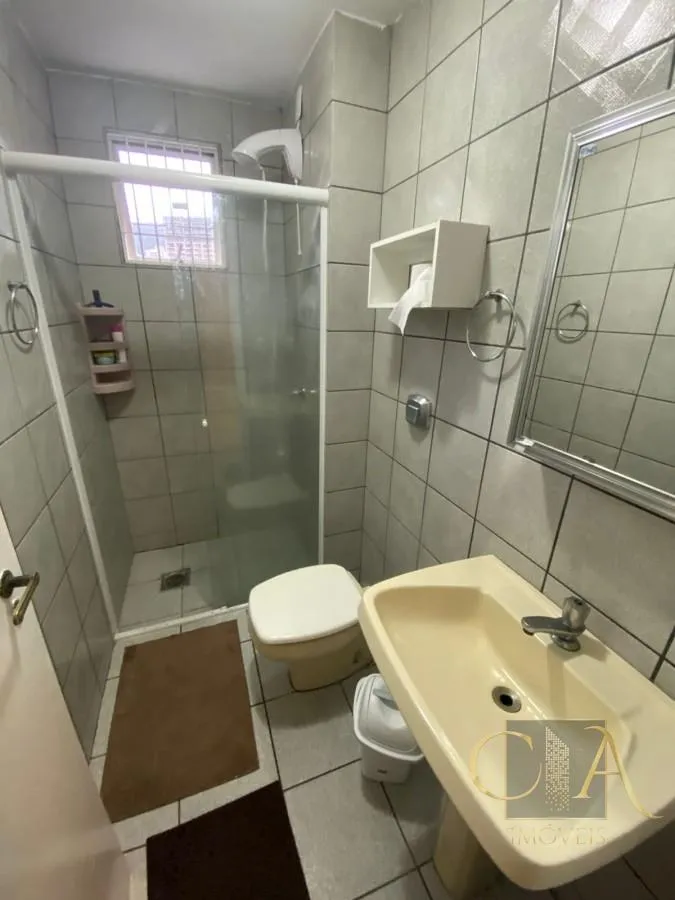 Imagem Apartamento para Temporada em Itapema, Centro, 2 dormitórios, 1 banheiro, 1 vaga