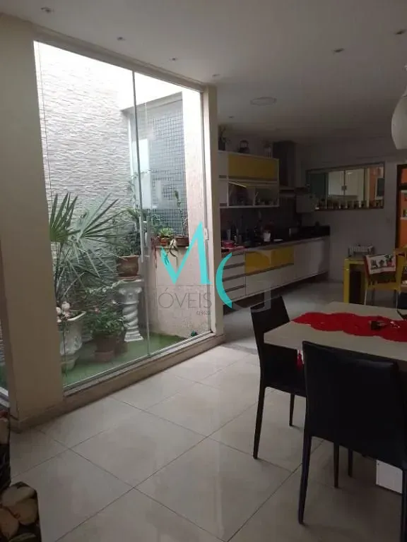 Imagem Casa com 2 dormitórios à venda, 210 m² por R$ 650.000,00 - Campo Grande - Rio de Janeiro/RJ