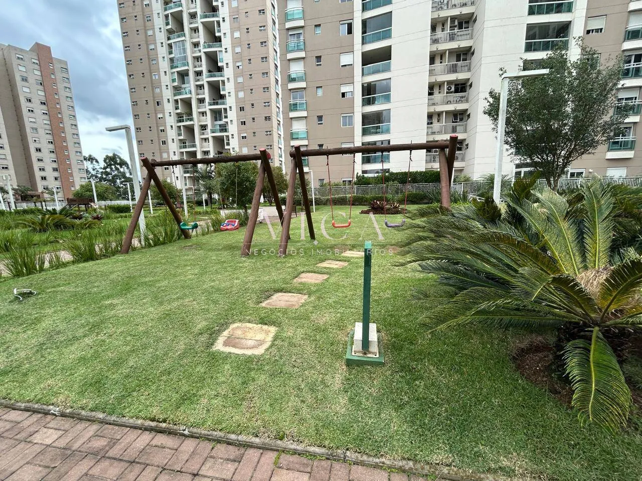 Imagem Premium Tamboré | 156m² | Mobiliado | Vista para a Mata | R$ 14.300/mês