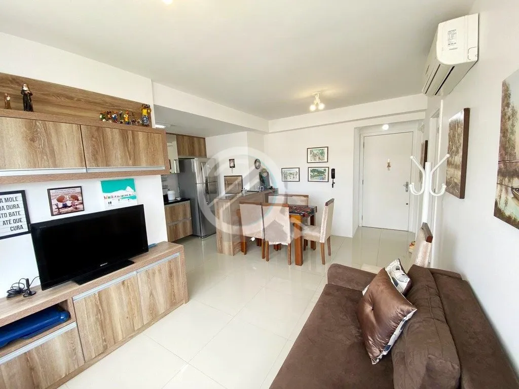 Imagem Ótimo apartamento com 1 dormitório no bairro Petrópolis. São 50m² privativos, com suíte e lava...