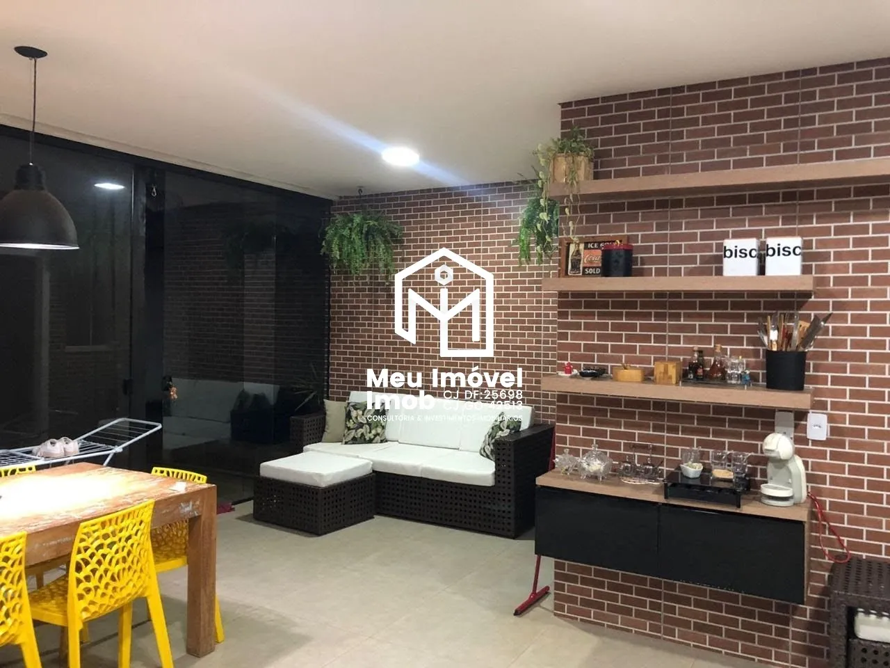 Imagem Casa 4 Quartos 3 Suítes 2 Vagas 285m² Arniqueira