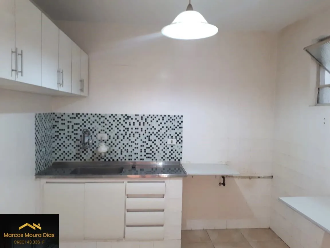 Imagem Apartamento em Perdizes, 67m2, 1 Dormitório, 2 banheiros e 1 vaga. Edifício com portaria 24 hs e Elevadores