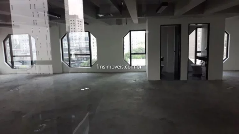 Imagem Conjunto comercial no Itaim Bibi - SP