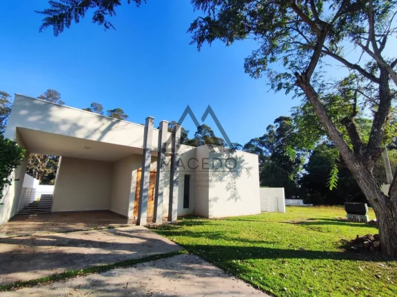 Imagem Casa Mobiliada no Ninho Verde 1 – Suas realizações começam aqui
