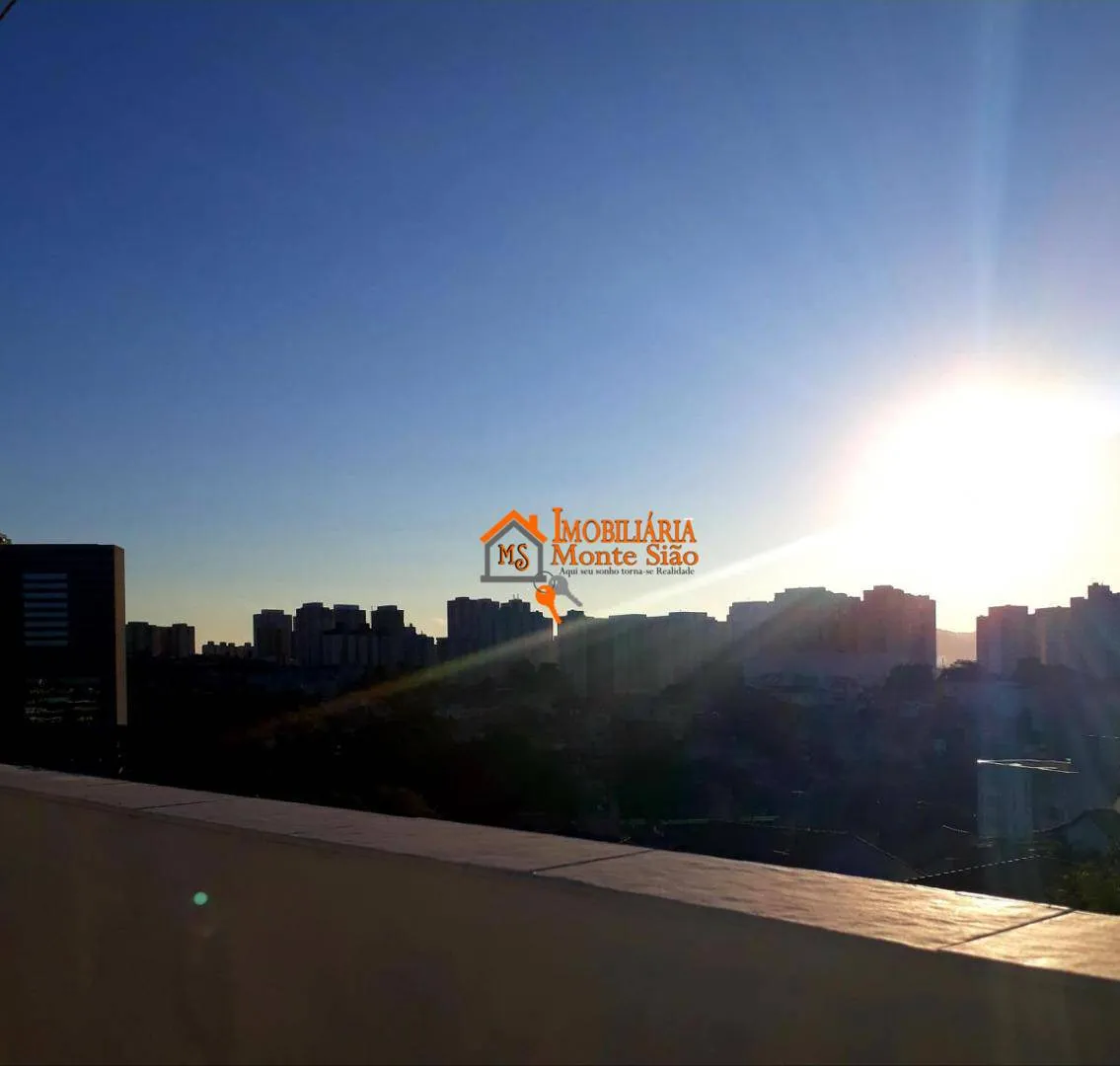 Imagem Sobrado com 4 dormitórios à venda, 260 m² por R$ 850.000,00 - Jardim Santa Clara - Guarulhos/SP