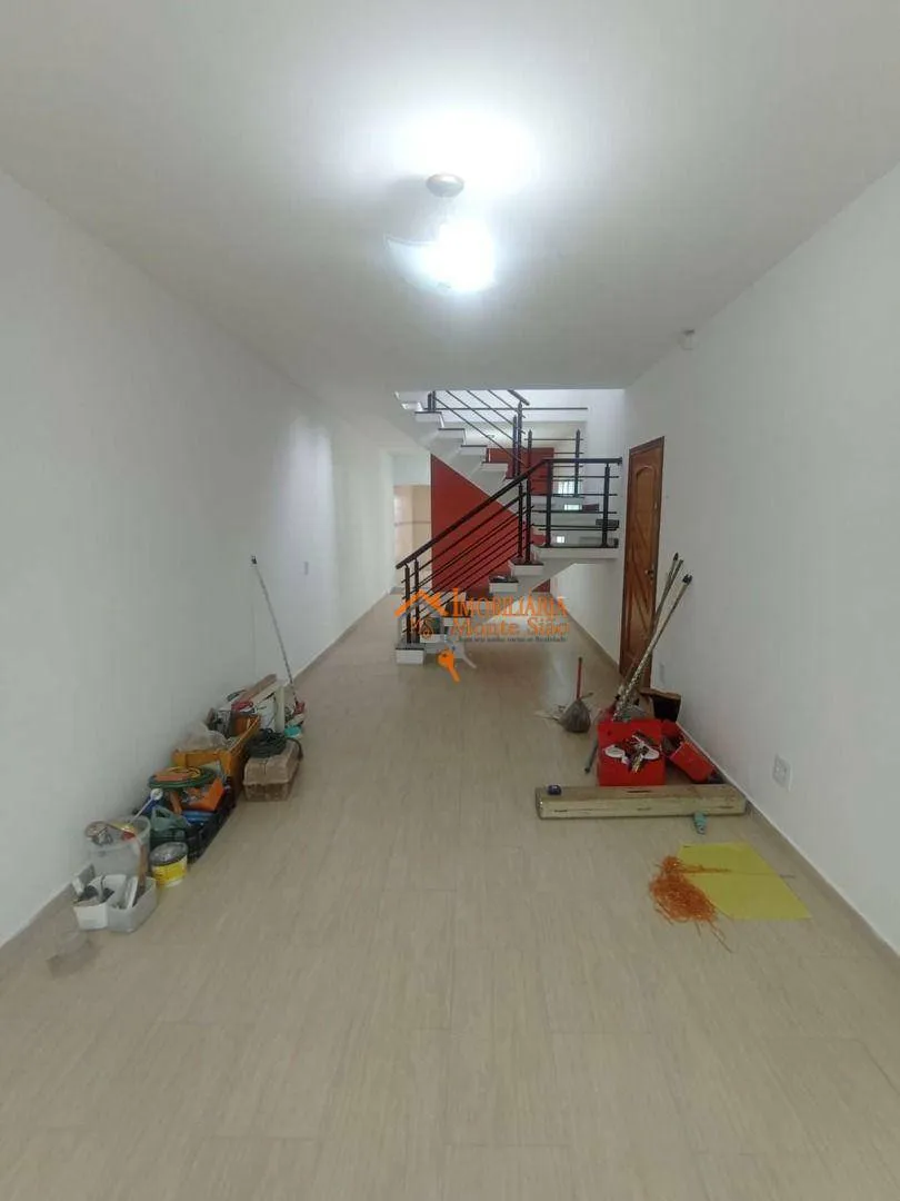 Imagem Sobrado com 3 dormitórios à venda, 150 m² por R$ 750.000,00 - Jardim Adriana - Guarulhos/SP