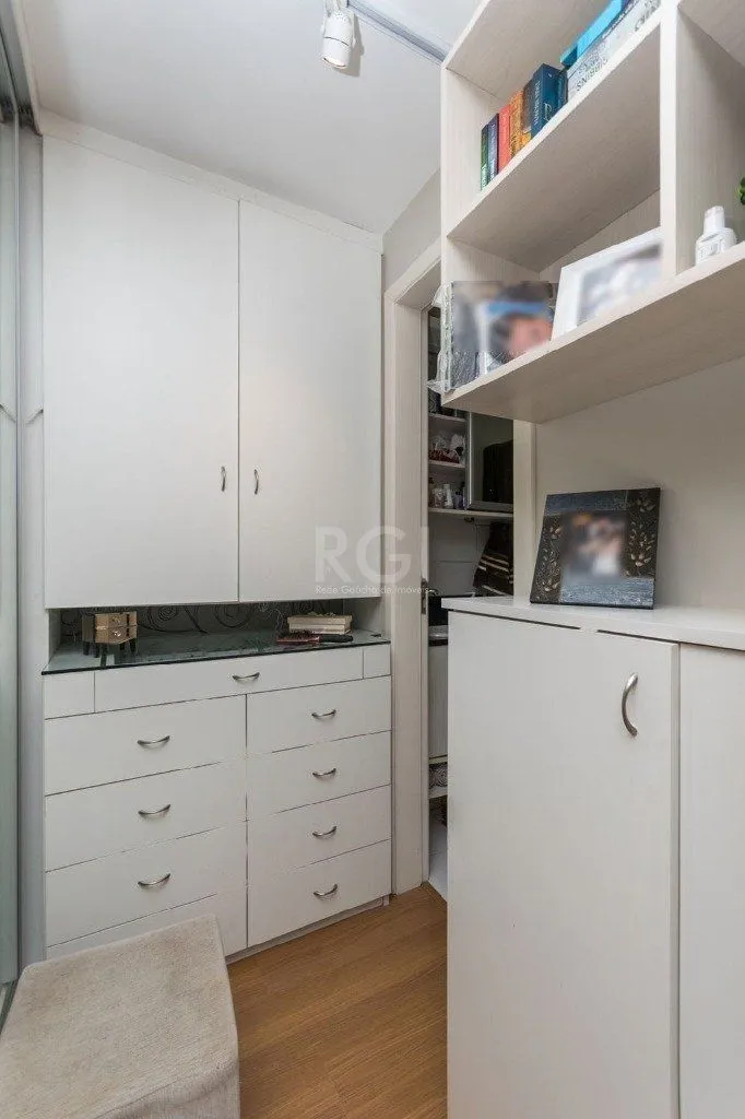 Imagem Casa Condominio para Venda - 178,00 m², 3 dormitórios, sendo 2 suites, 2 vagas - Alto Petrópolis