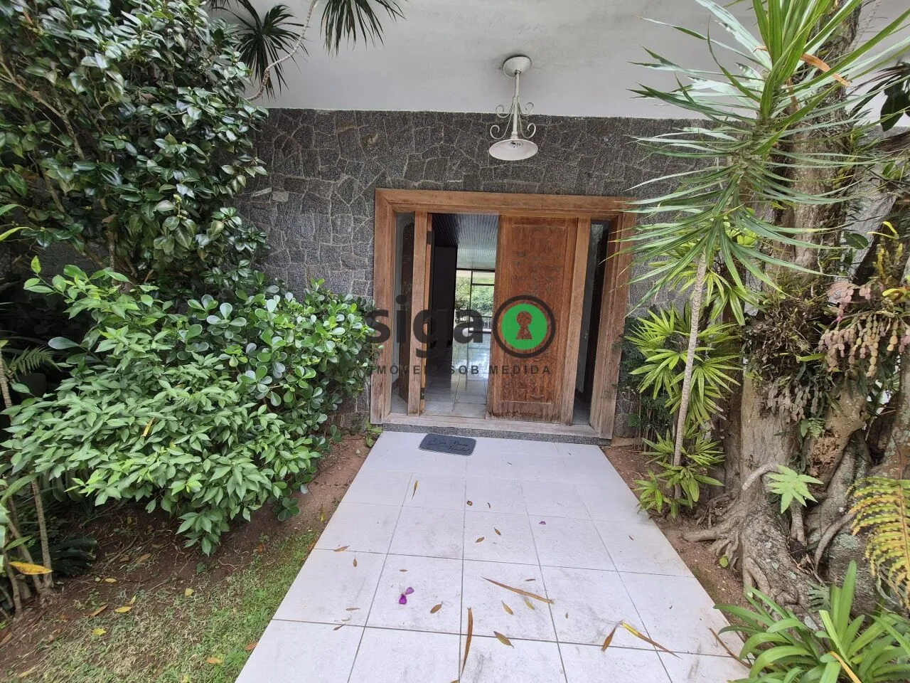 Imagem Casa a Venda no Retiro Morumbi com 4 quartos