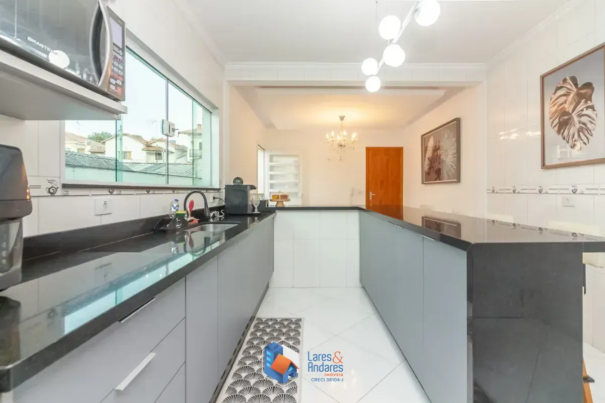 Imagem Sobrado para venda em Freguesia do Ó com 4 quartos, sendo 1 suíte, 301m²