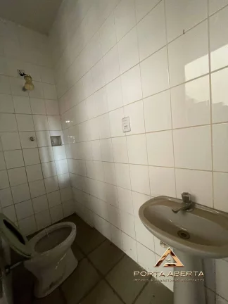 Imagem Casa para Venda ou Locação - 4 Quartos - Professores - COD 1326