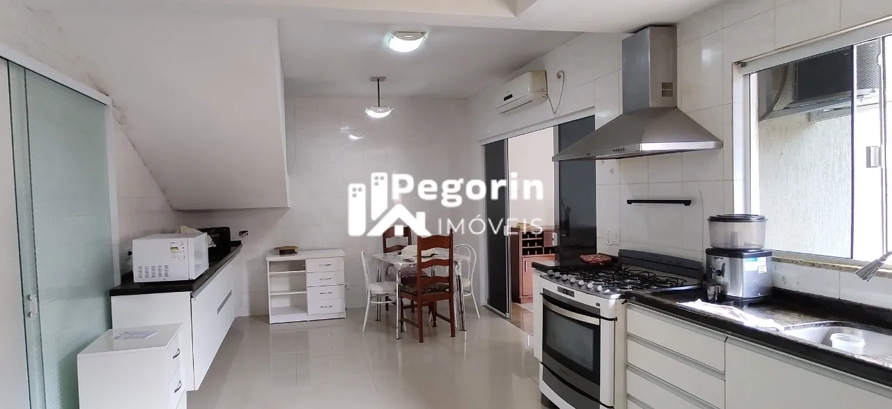 Imagem Casa à venda em Piraquara, Centro, com 4 quartos, 238,00m²