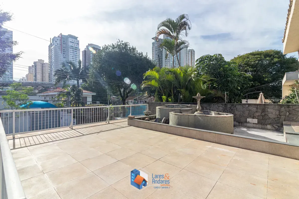 Imagem Casa para venda em Campo Belo com 4 quartos, sendo 3 suítes, 280m²