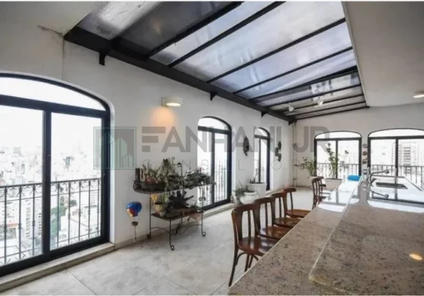 Imagem Luxuoso apartamento de 4 quartos com 2 suítes e 6 vagas de garagem em Higienópolis, São Paulo-SP: 675m² de pura elegância.