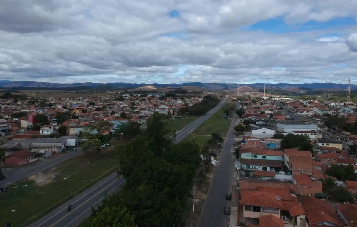 Imagem Casa à venda 2 Quartos, 1 Vaga, 308M², Vila Passos, Lorena - SP