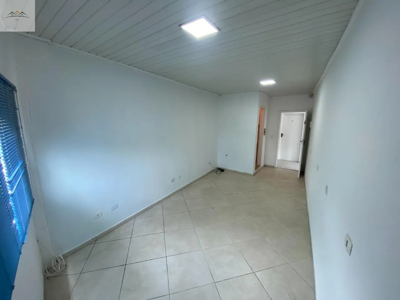 Foto do imóvel Sala Comercial locação no Centro de Osasco 24m² com wc e ar condicionado.