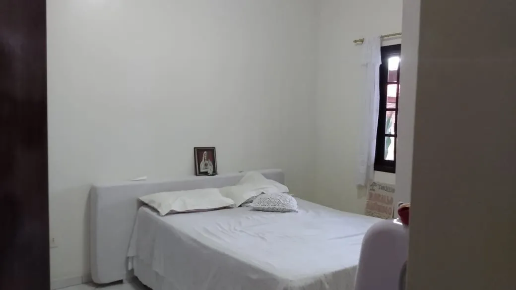 Imagem Casa à venda 4 Quartos, 1 Suite, 3 Vagas, 300M², Vila São José, Taubaté - SP