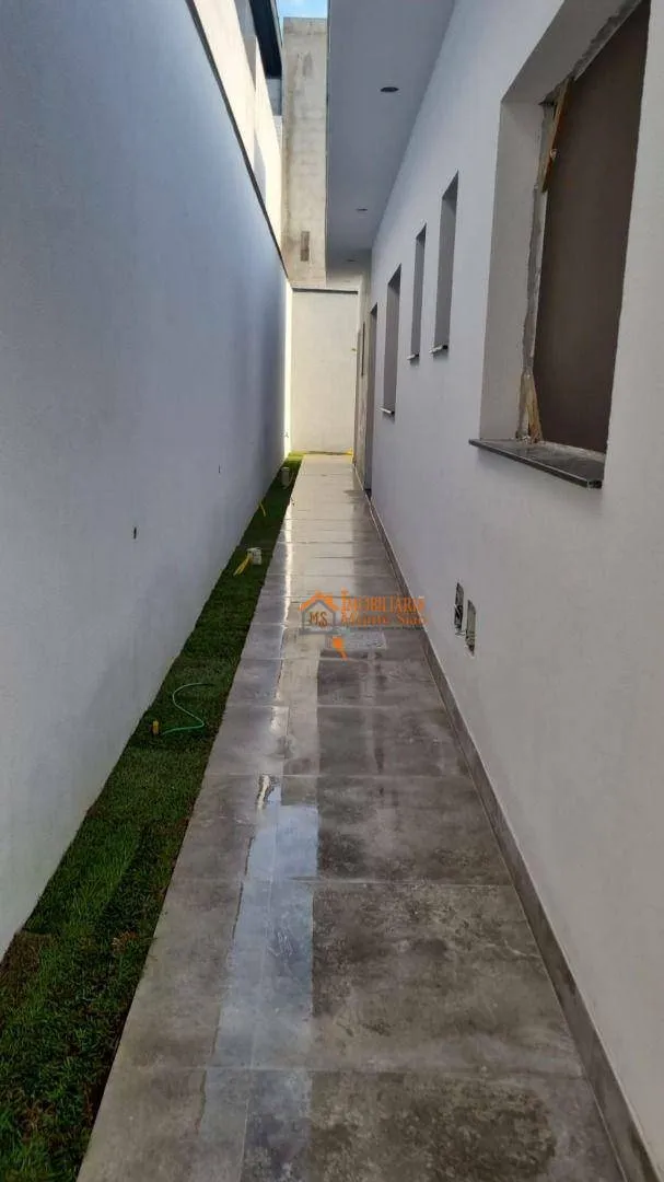 Imagem Casa com 3 dormitórios à venda, 150 m² por R$ 1.780.000,00 - Condomínio Aruã - Mogi das Cruzes/SP